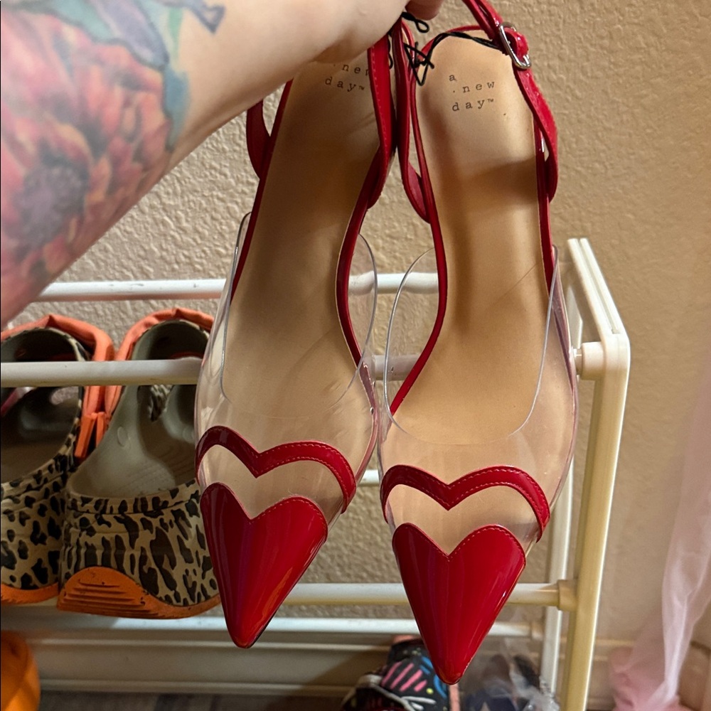 A New Day Red Heart Pointed-Toe Heels